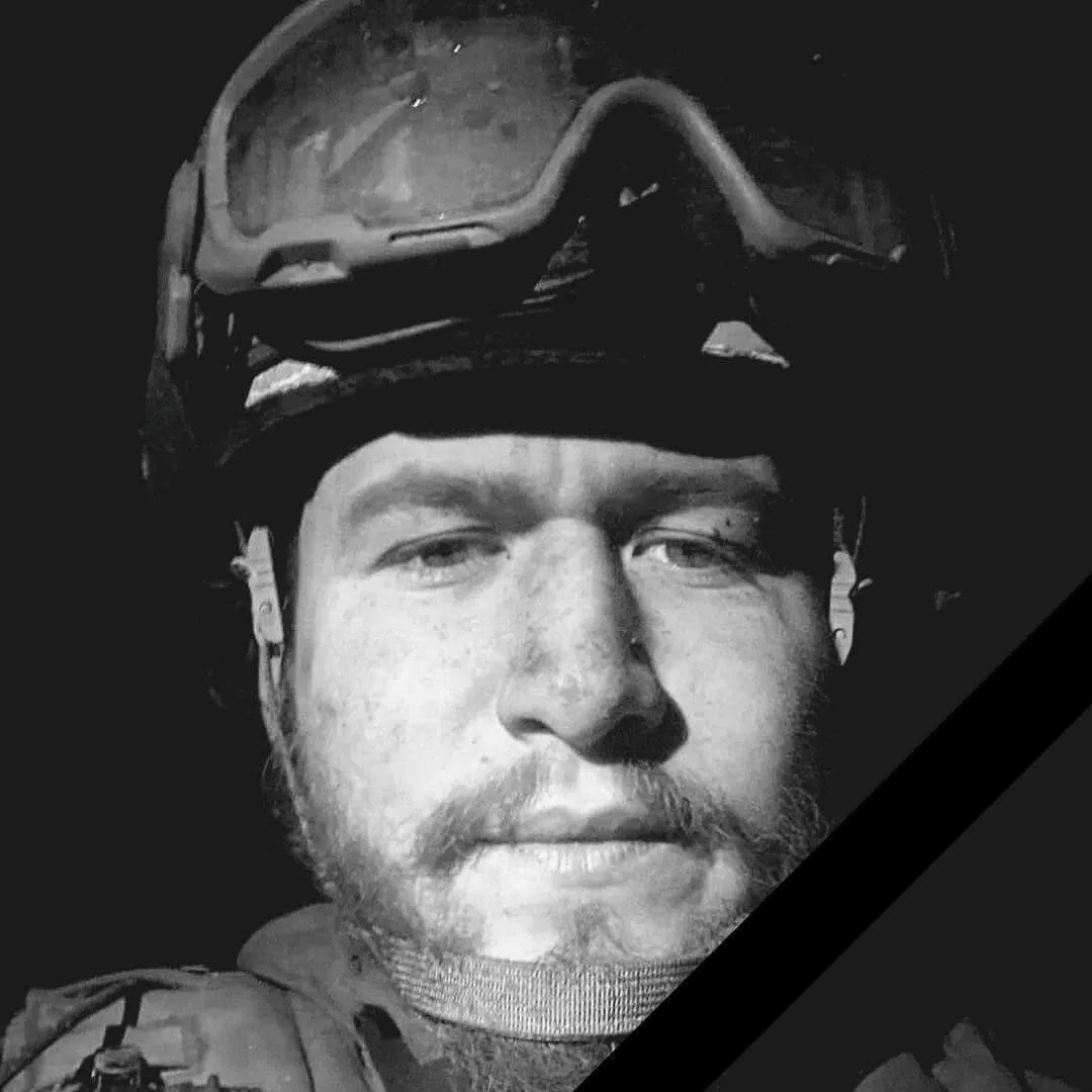 У боях під Бахмутом загинув єдиний син журналістки Чернінької. Фото dqxikeidqxidqeant