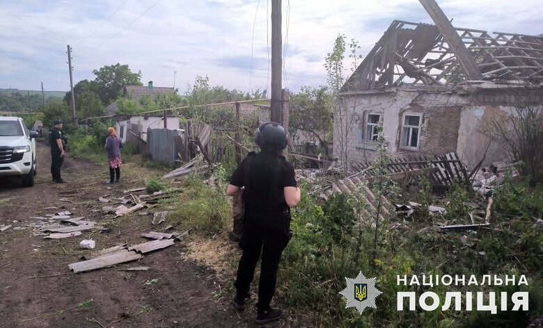 Последствия вражеских обстрелов Донбасса 04 Наслідки ворожих обстрілів Донеччини 04
