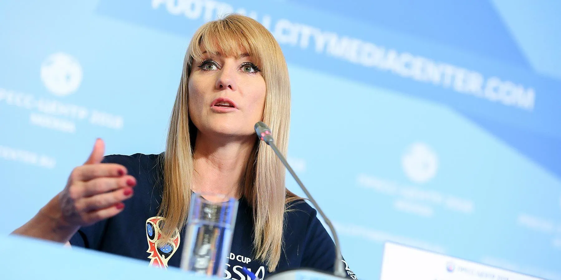 Чемпіонка ОІ з РФ назвала "помилкою природи" народження в США бійця ММА-фаната Путіна dqxikeidqxidqeant