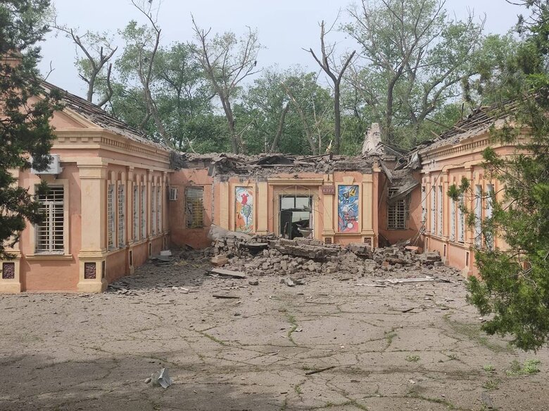 Росіяни скинули бомбу на Нью-Йорк, поранено 1 особу, - Донецька ОВА 02 Росіяни скинули бомбу на Нью-Йорк, поранено 1 особу, - Донецька ОВА 02