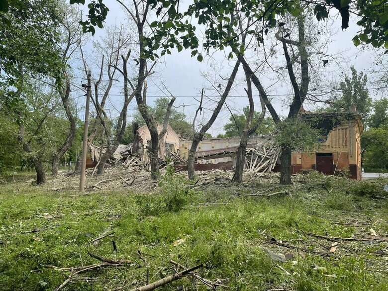 Росіяни скинули бомбу на Нью-Йорк, поранено 1 особу, - Донецька ОВА 04 Росіяни скинули бомбу на Нью-Йорк, поранено 1 особу, - Донецька ОВА 04