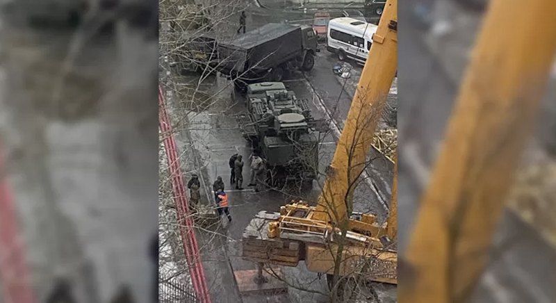 Військова техніка в Тетеринському провулку, Москва