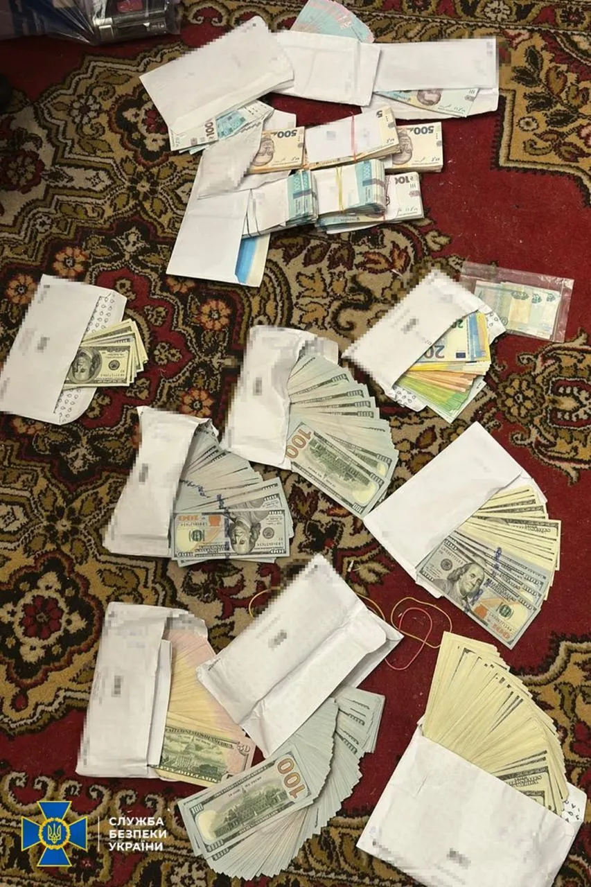 В Україні ліквідували 10 нових схем для виїзду ухилянтів за кордон: у СБУ розкрили подробиці. Фото