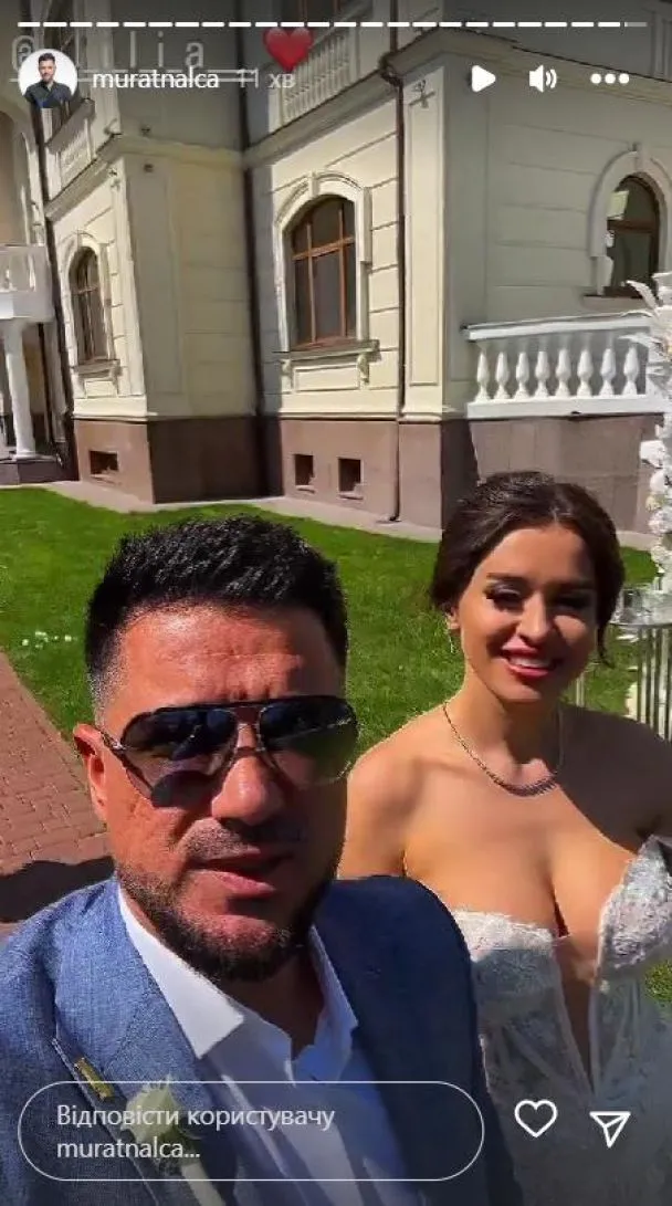 Колишній Ані Лорак зіграв весілля з українською візажисткою під Києвом. Фото