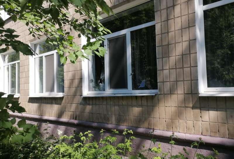 Войска РФ обстреляли дом детского творчества в Харьковской области: пострадали два человека. Фото dqxikeidqxidqeant