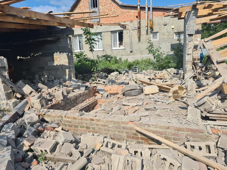 Последствия вражеских обстрелов Харьковской области 09