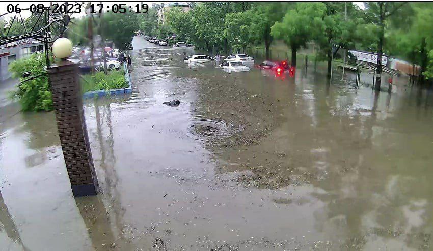 Карма в действии? Российский Владивосток накрыл ливень, город затопило (фото, видео) dqxikeidqxidqrant