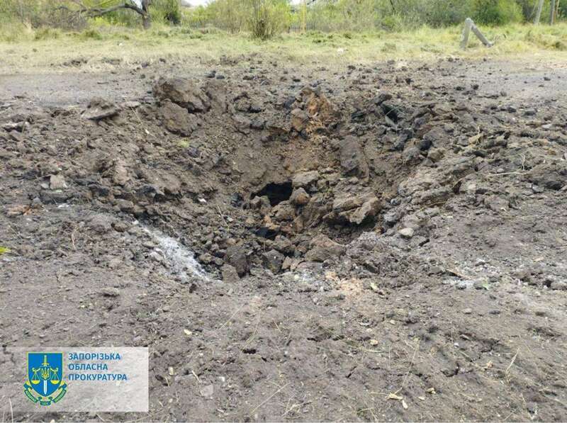 Россияне обстреляли управляемыми авиабомбами Орехов: погиб и ранен. Фото