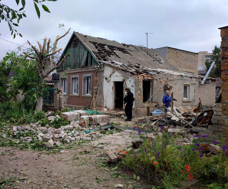 Наслідки ворожих обстрілів Херсонщини 02 dqxikeidqxidqrant