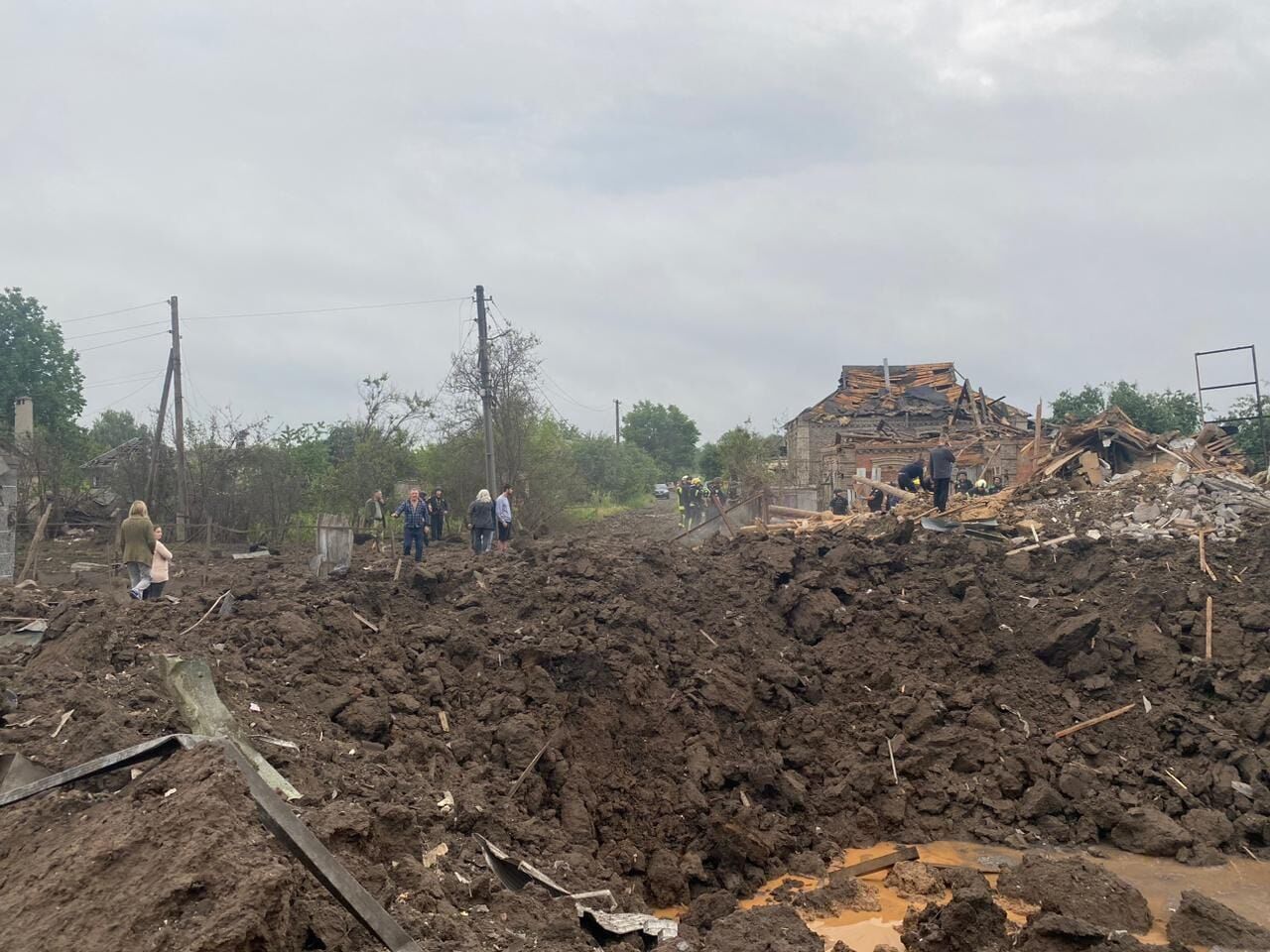 Окупанти вранці вдарили по Краматорську і Костянтинівці: є загиблі і поранені. Фото, відео
