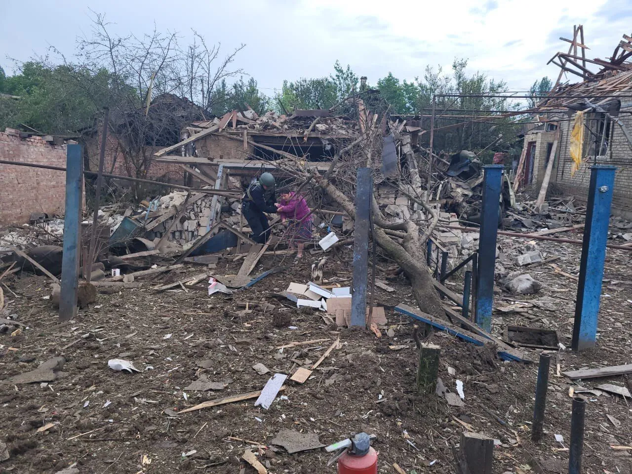 Окупанти вранці вдарили по Краматорську і Костянтинівці: є загиблі і поранені. Фото, відео