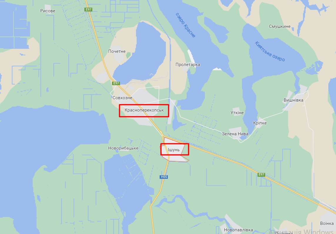 На півночі Криму було чути вибухи та стрілянину, повідомляють про рух вертольотів dqxikeidqxidqrant