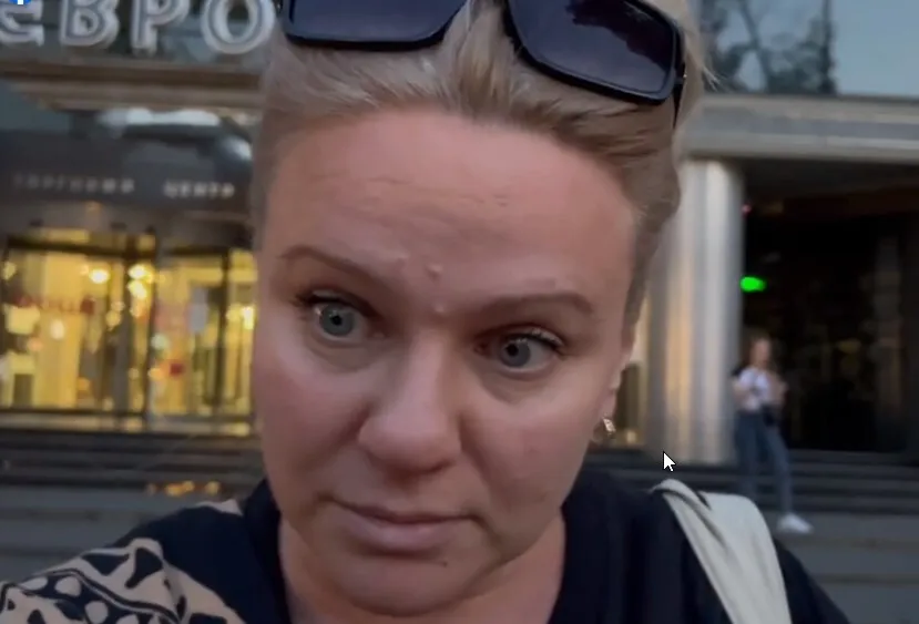 "Понаехали здесь": в Одессе женщина набросилась на уличных музыкантов из-за украинского языка. Видео dqxikeidqxirant