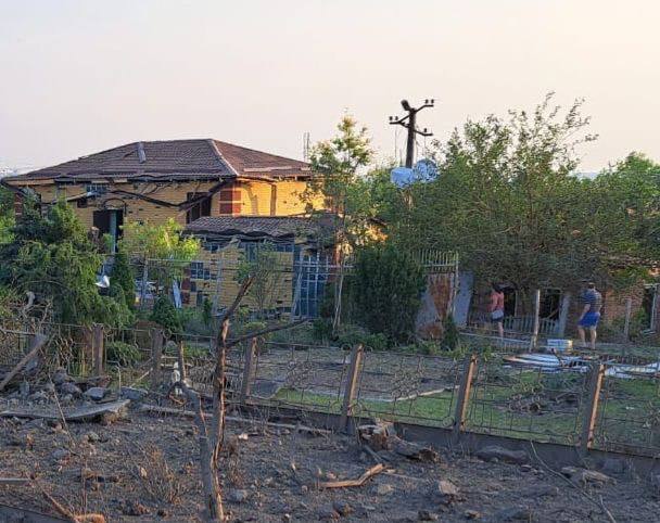 Ракетний удар по Дніпру: постраждали люди