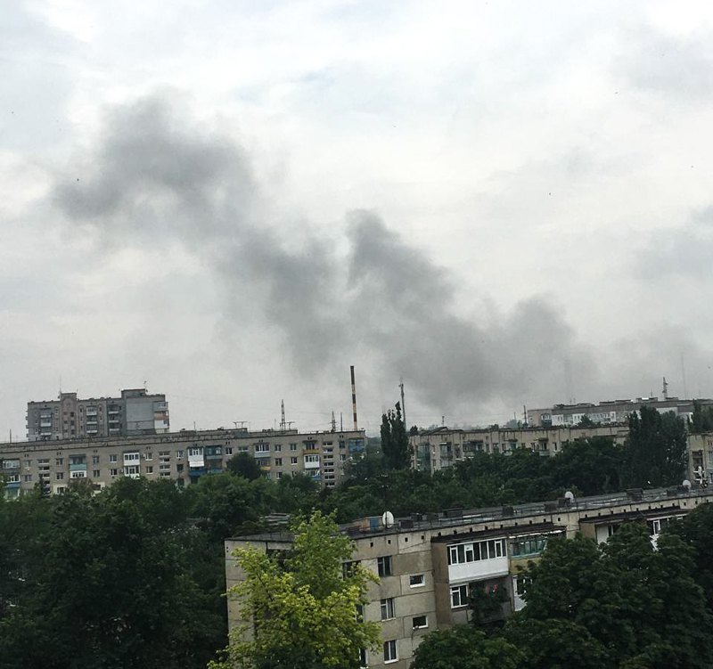 Дим над Токмаком.