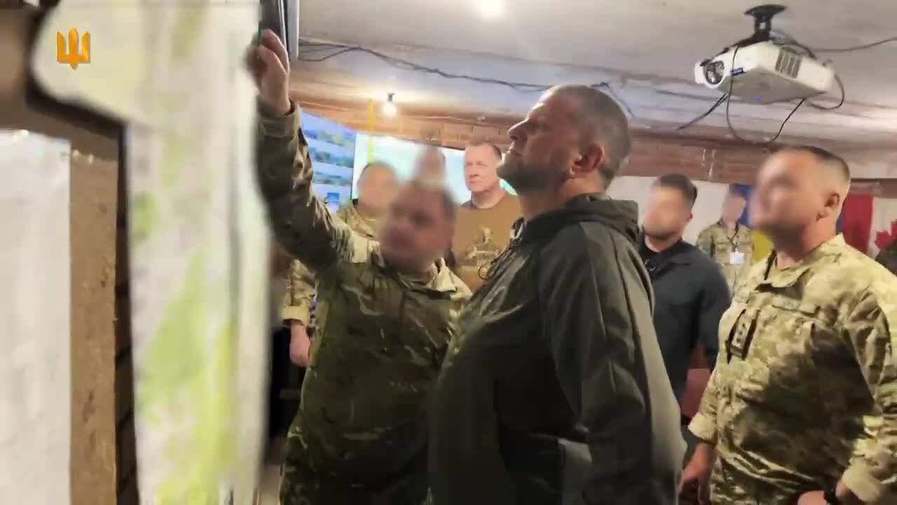Залужный и Шаптала посетили пункты управления войск ОК dqxikeidqxidqrant