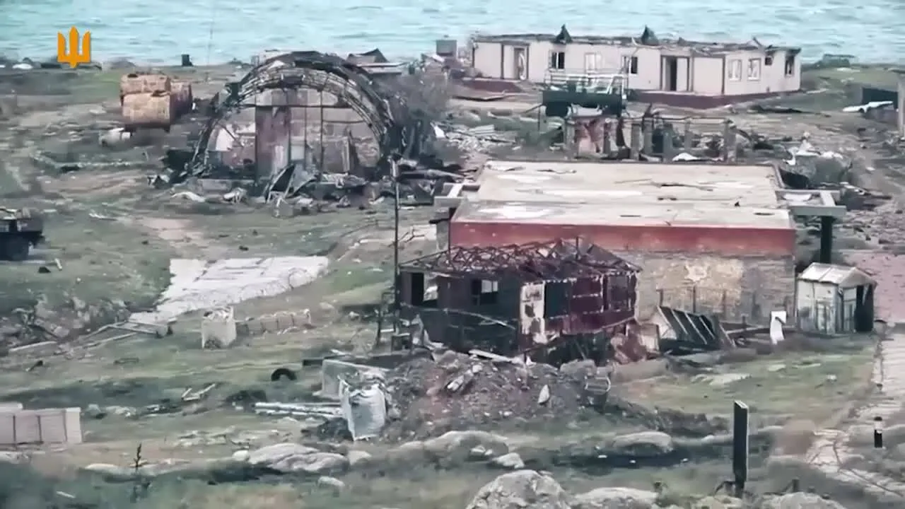 Залужный напомнил, как проходило увольнение Змеиного, и поблагодарил защитников Украины. Видео