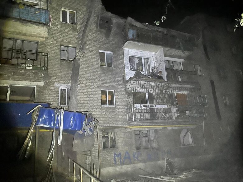   :     9 , 1  ,  2   , -  03