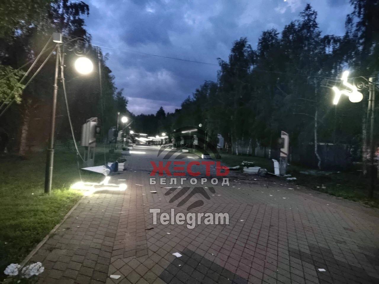 В Шебекино пожаловались прилеты: горит центральный рынок и овощная база. Фото и видео