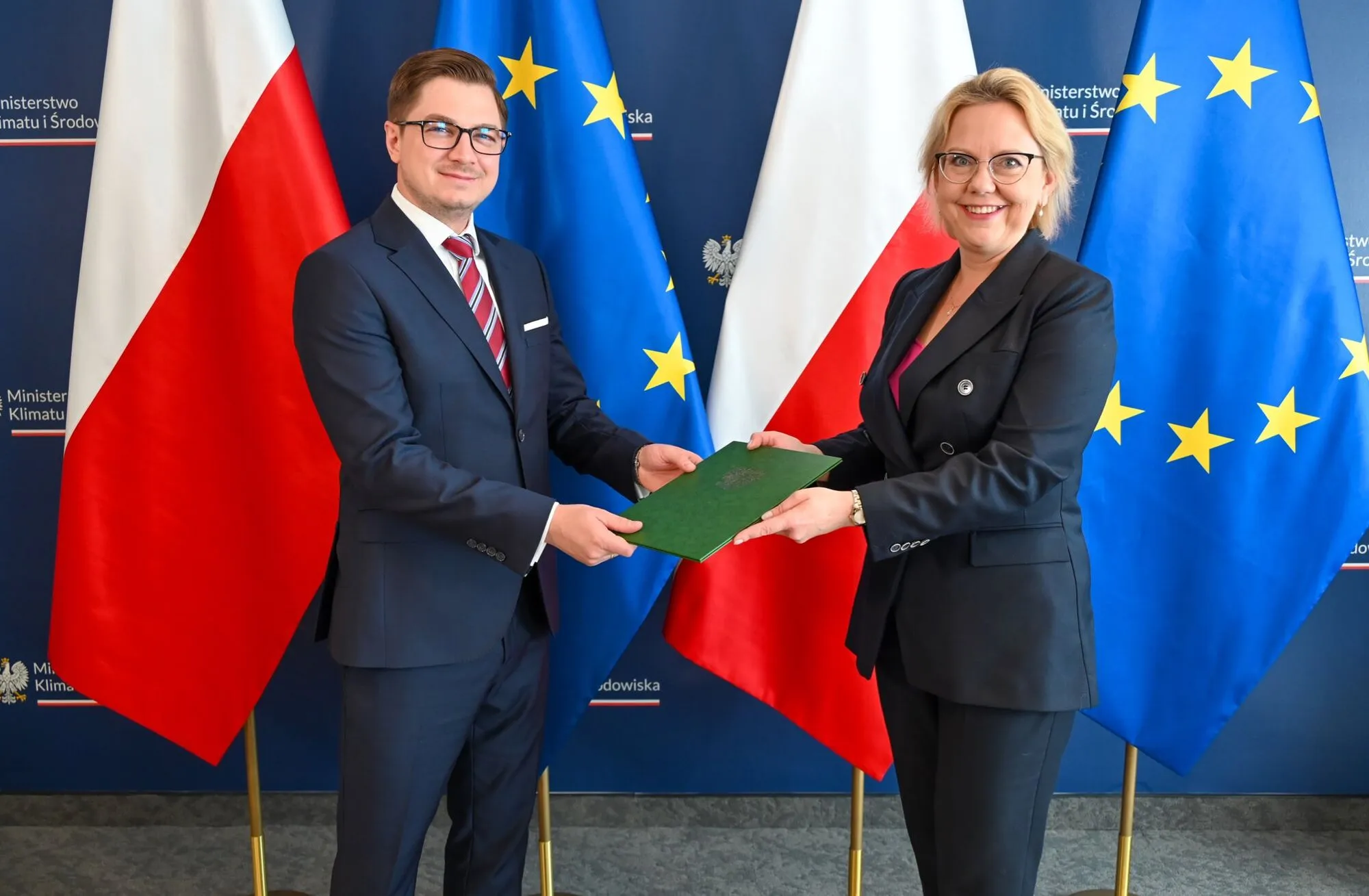 Польша утвердила строительство первой АЭС: что известно об историческом проекте dqxikeidqxidqrant