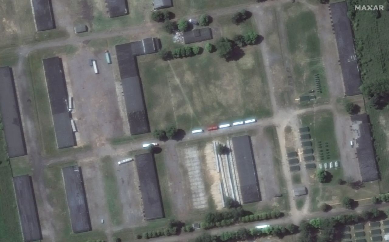 ""        ( ) dqxikeidqxidqeant