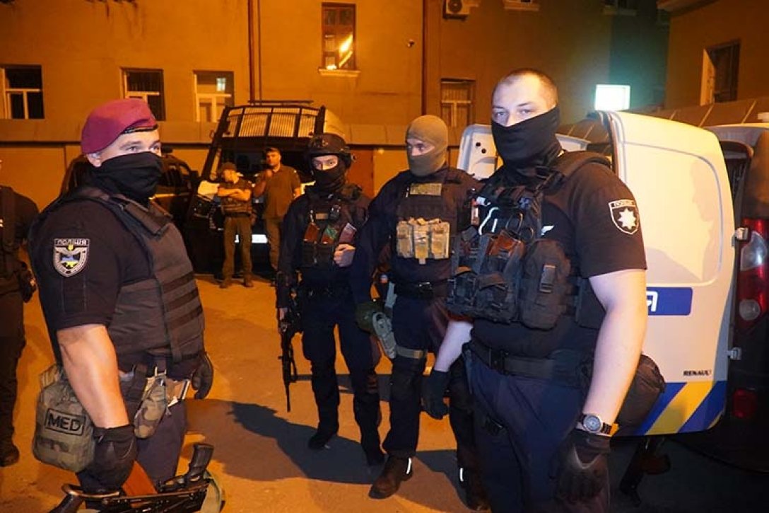 , ,   dqxikeidqxidqrant