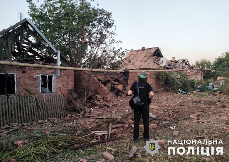 Враг атаковал ракетами Краматорск и Константиновку, повреждены дома, цех предприятия и ЛЭП 07