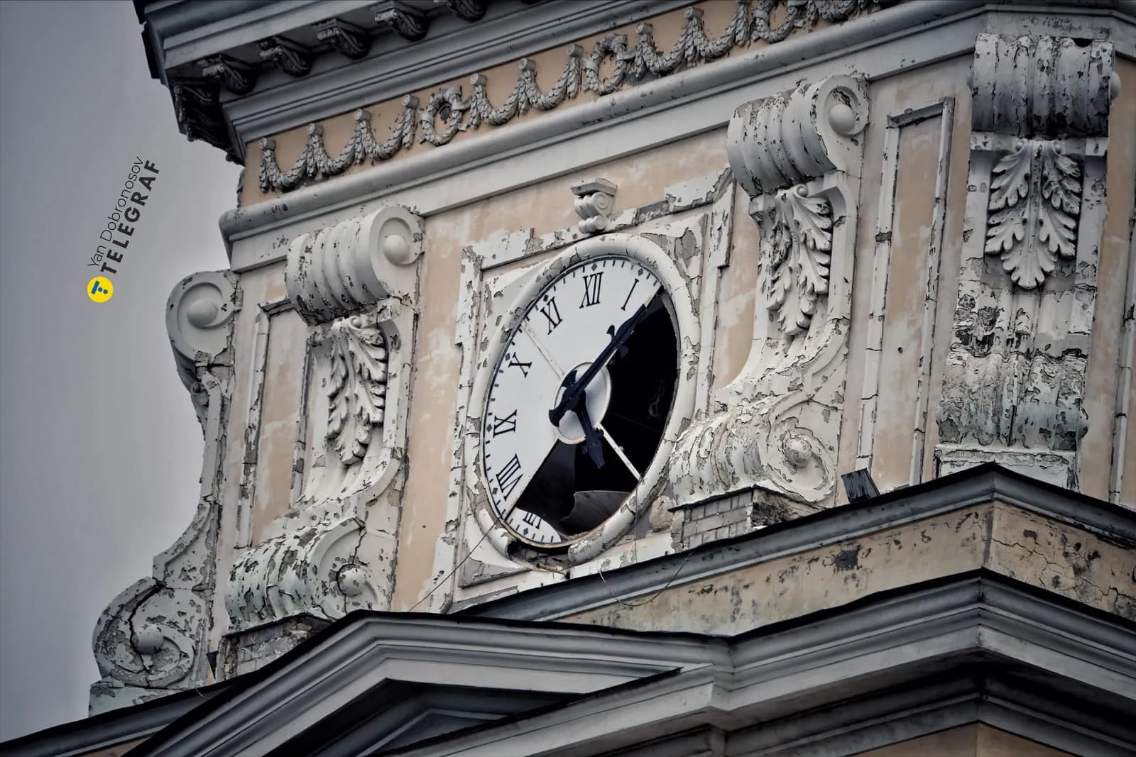 Враг запустил по городу разные типы ракет