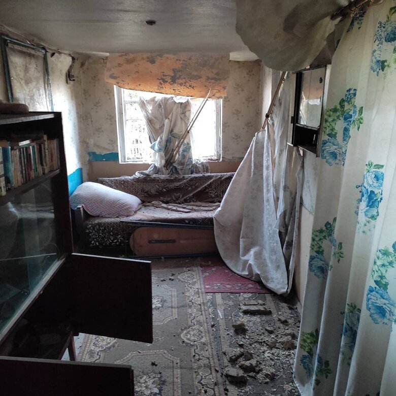 Вночі ворог двічі обстріляв Мирівську громаду на Дніпропетровщині 03