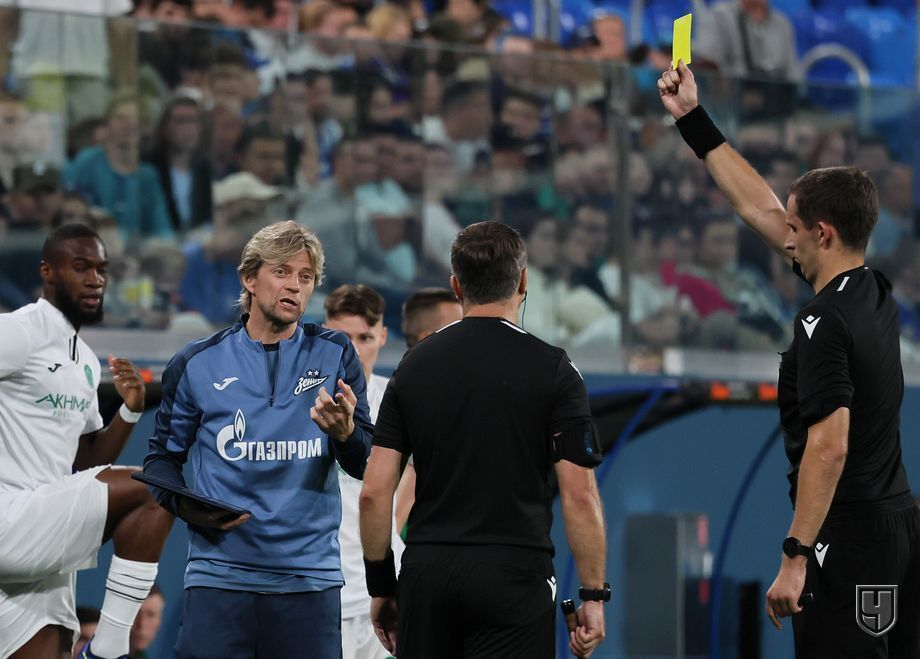 Поки Росія бомбила Одесу, зрадник Тимощук стрибав від радості у Санкт-Петербурзі. Фото