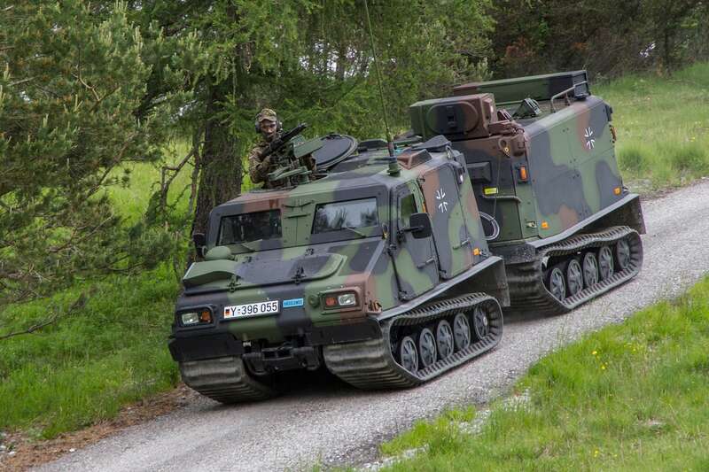    ͳ   Bandvagn 206