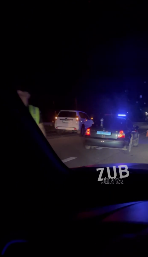 У передмісті Харкова поліцейський на смерть збив дитину на пішохідному переході – ЗМІ