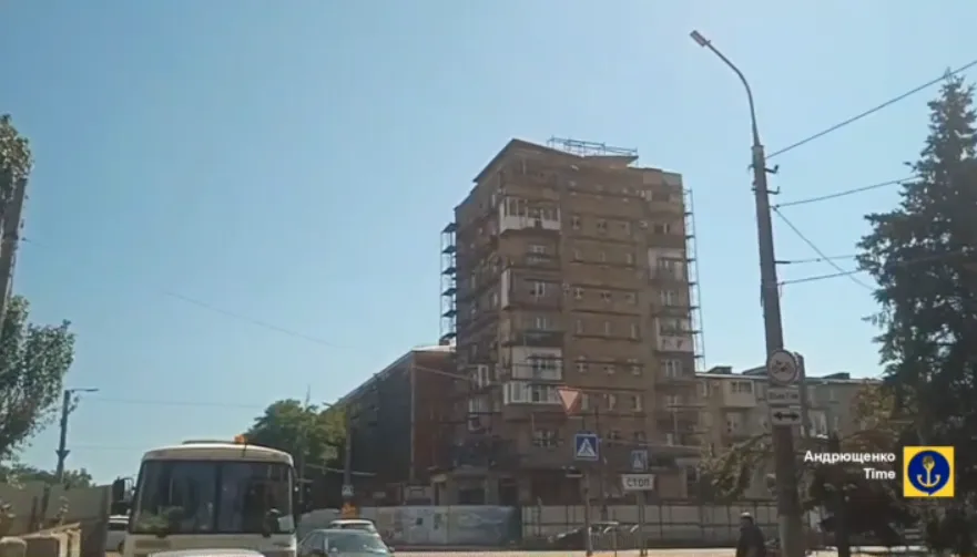 Ринок вирізали на брухт: як виглядає Центральний район окупованого Росією Маріуполя. Відео dqxikeidqxidqeant