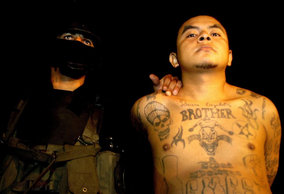   MS-13   . : EPA / Ulises Rodríguez dqxikeidqxiuuant