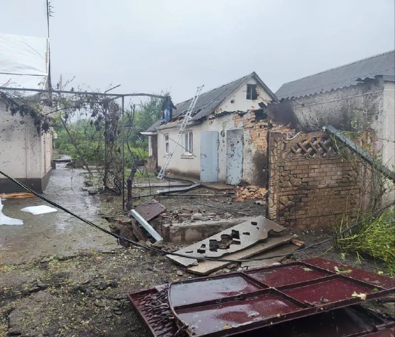 Загарбники РФ обстріляли Нікополь: є поранений. Фото