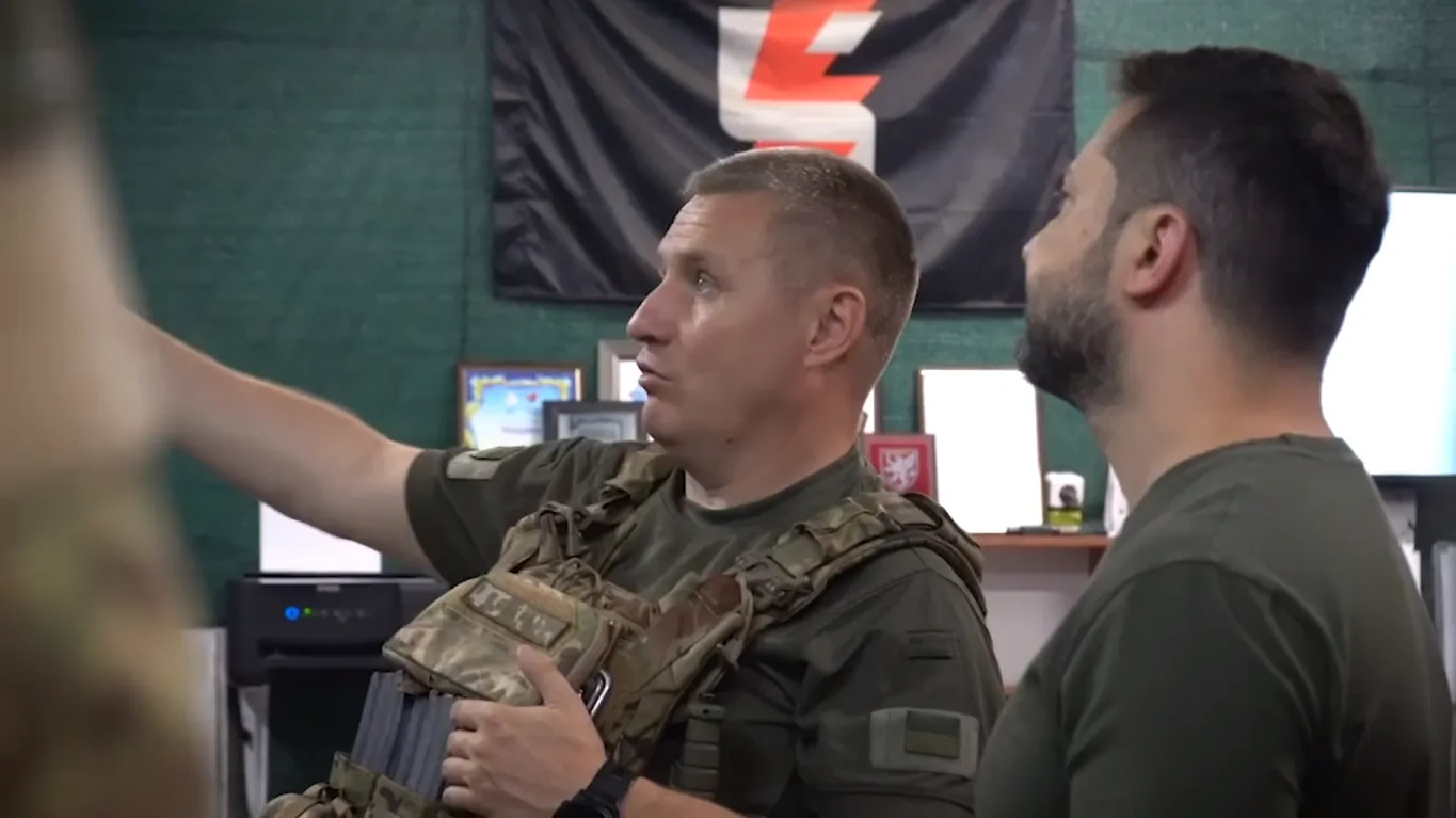 Зеленський під час візиту до 5-ї ОШБр