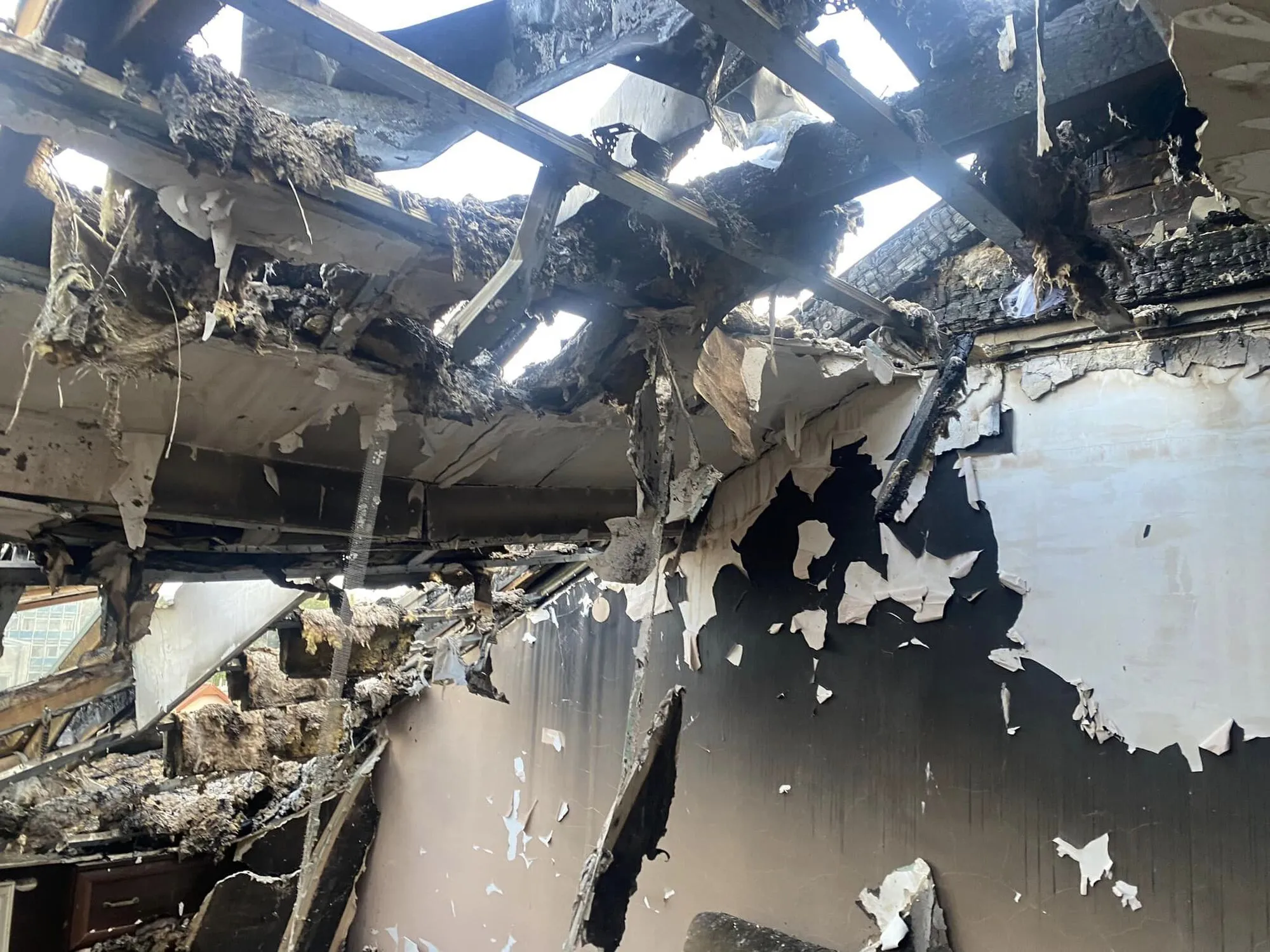 У Львові ракетним обстрілом пошкодило 48 будинків: мерія надасть допомогу постраждалим. Фото