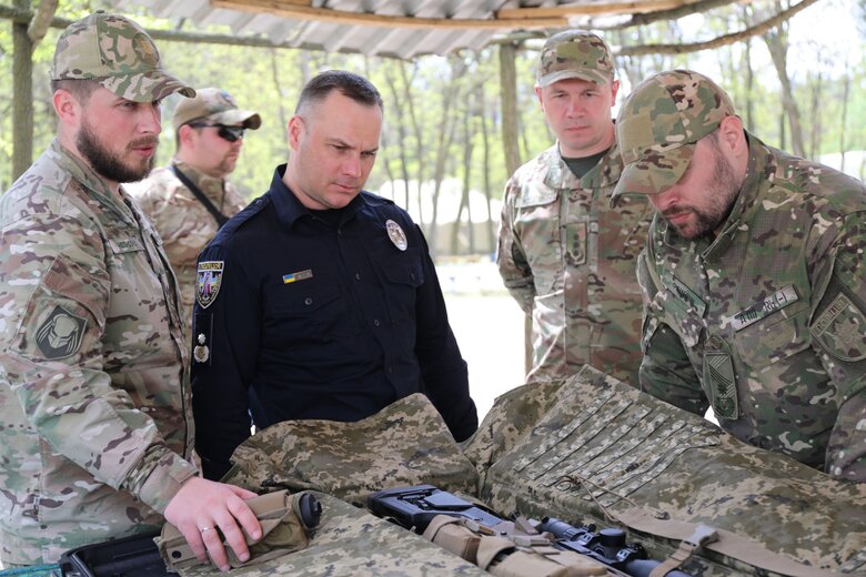     : ³       ,      05