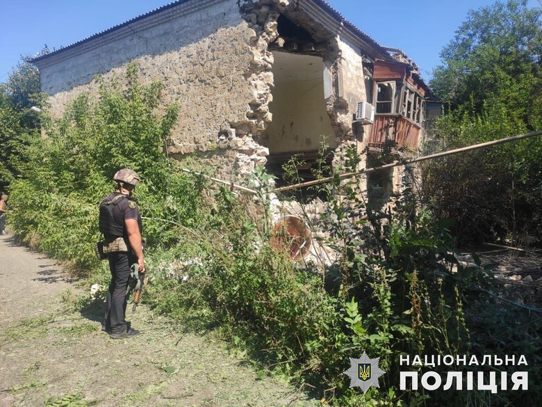 Оккупанты нанесли удары по 5 населенным пунктам Донетчины, 4 человека получили ранения 03