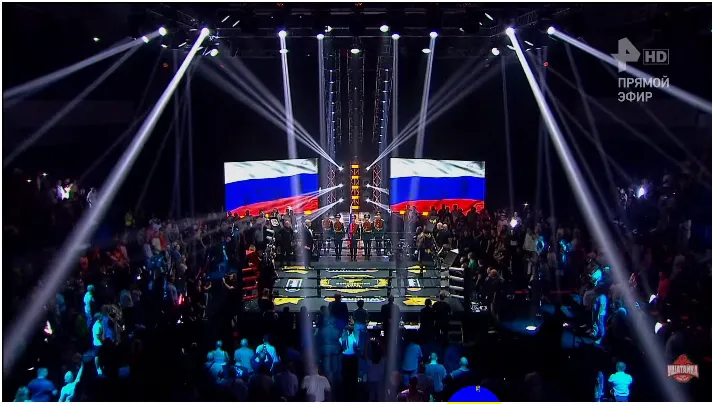 Известный американский супертяж вышел на бой под гимн России и разгромно проиграл. Видео dqxikeidqxidqeant