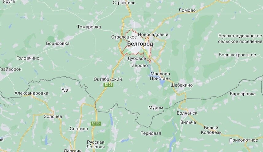 Неужели война? В Белгороде окна первых этажей закрывают мешками с песком. Видео