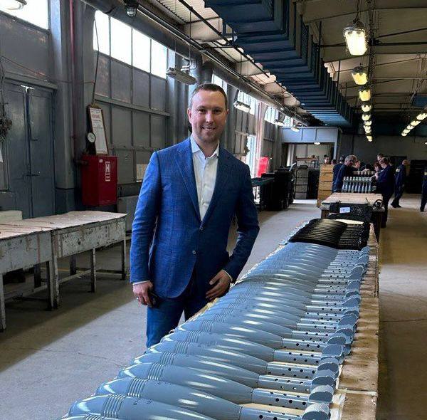 Украинская Бронетехника наладила совместное производство 120-мм мин с двумя странами НАТО 01 Українська Бронетехніка налогодила спільне виробництво 120-мм мін з двома країнами НАТО 01 dqxikeidqxidqeant