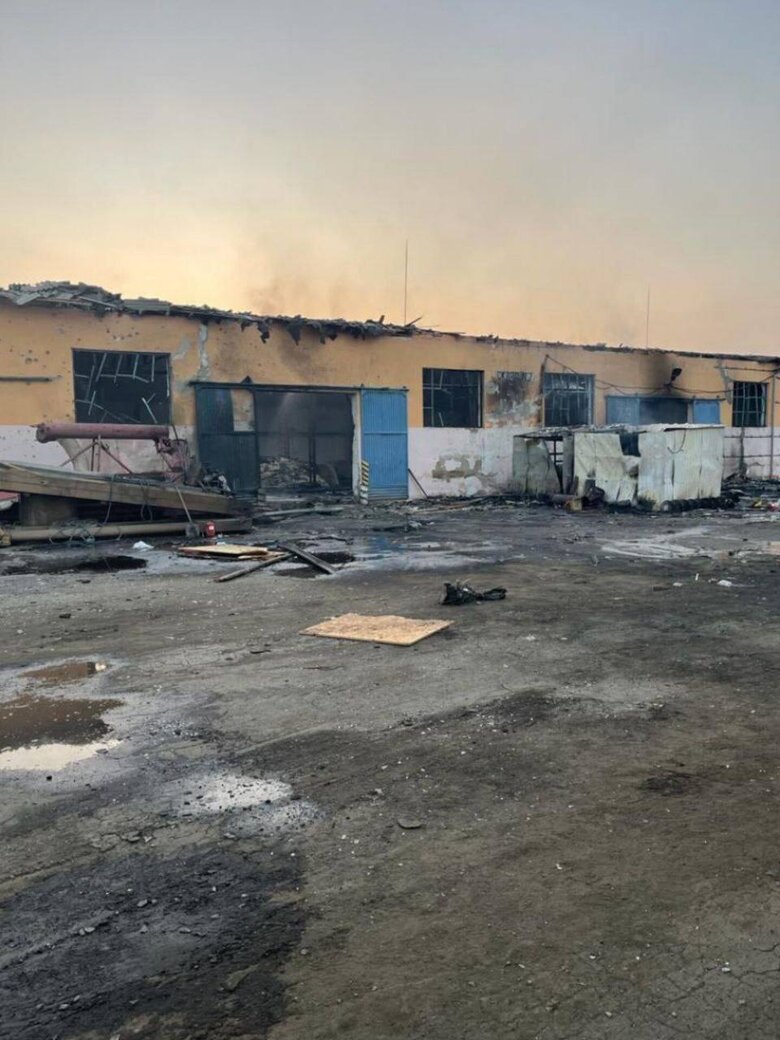 Окупанти вночі атакували цивільну інфраструктуру Одещини, без постраждалих 03 Окупанти вночі атакували цивільну інфраструктуру Одещини, без постраждалих 03