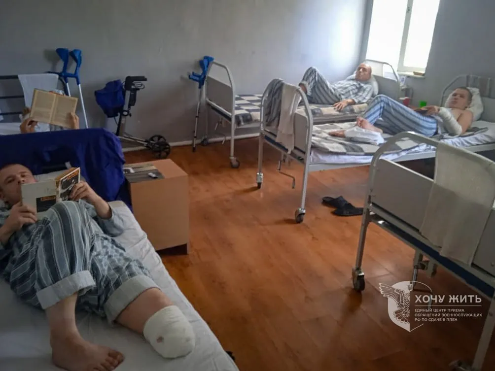 Росія не забирає своїх поранених полонених: проєкт