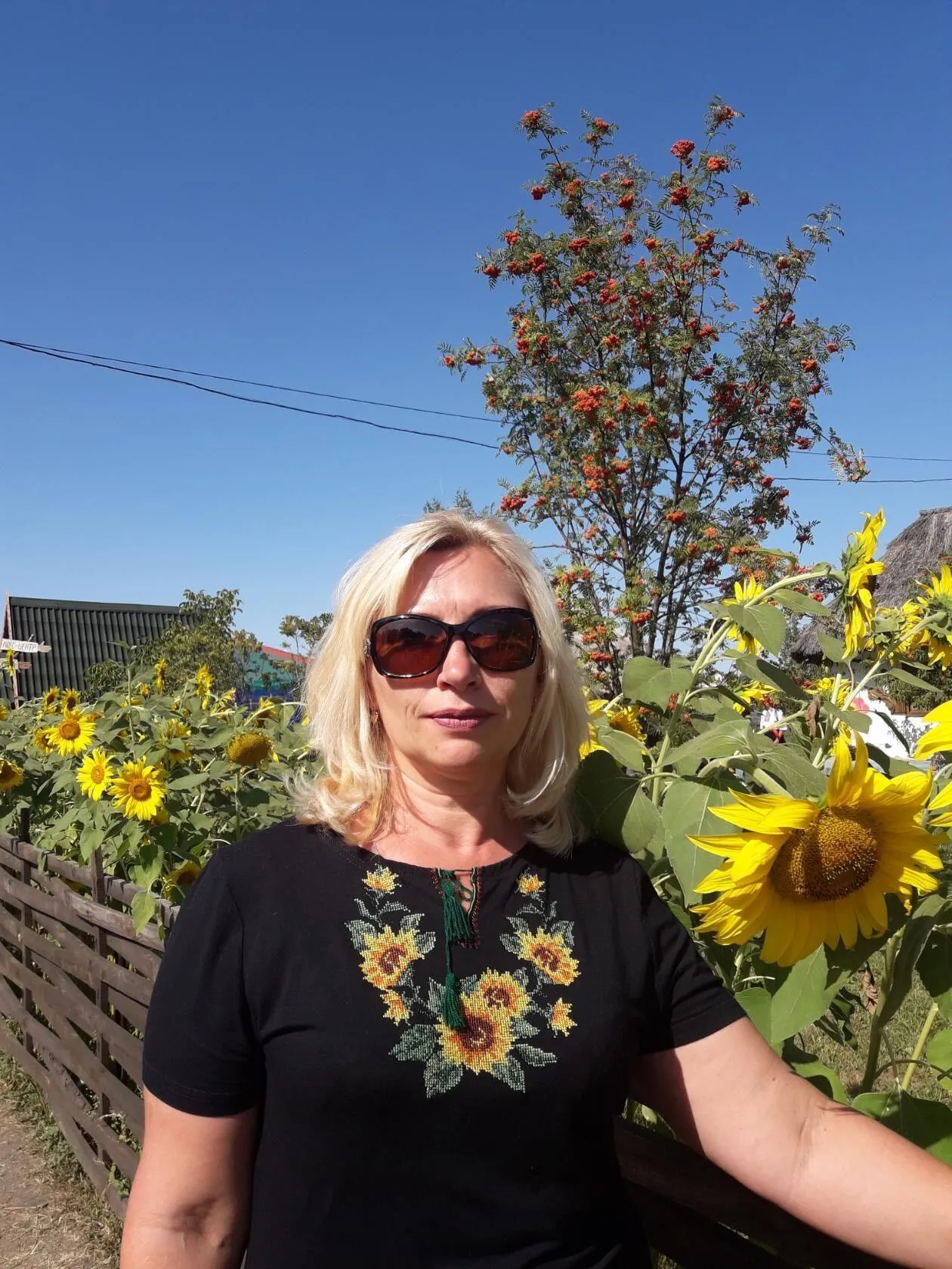 Росіяни на Сумщині зруйнували школу та вбили директора і трьох вчителів: що відомо про загиблих dqxikeidqxidqrant