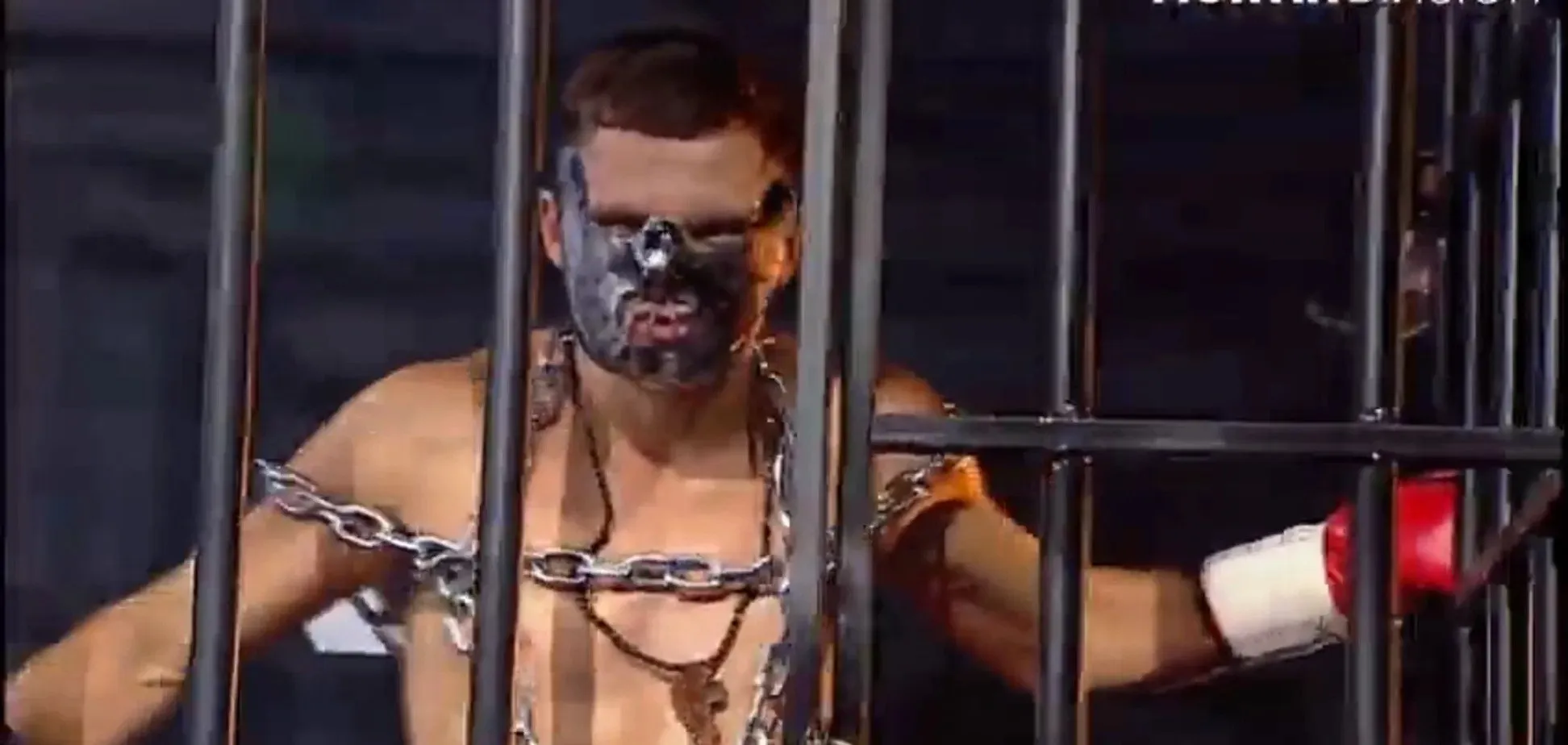 Сокира, роги та dqxikeidqxidqrant