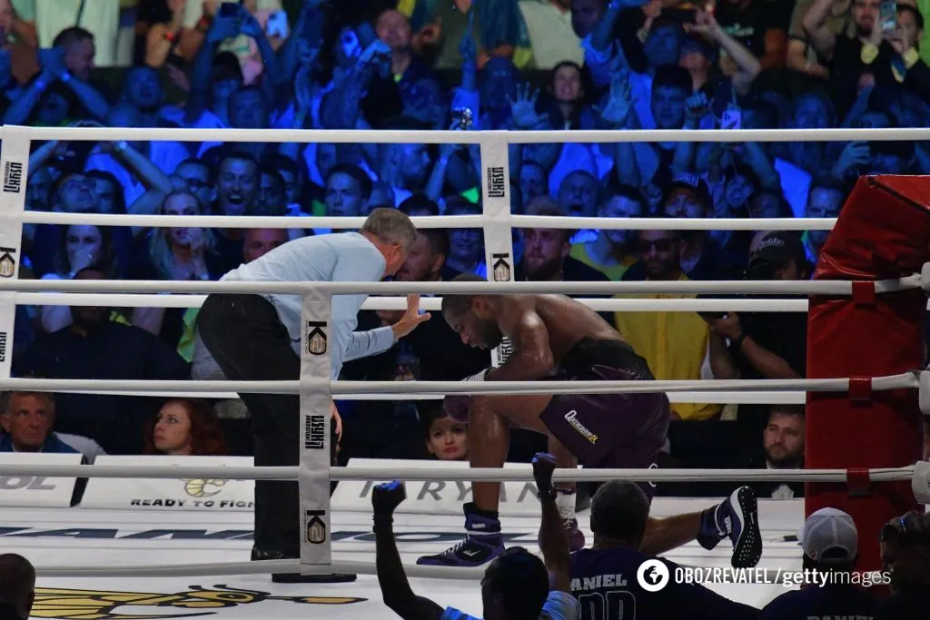 Ломаченко чотирма словами російською відреагував на перемогу Усика