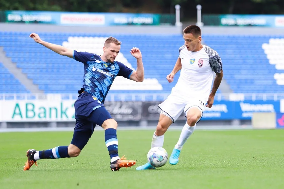 Украинский эксдинамовец перешел в знаменитый английский клуб dqxikeidqxiuuant