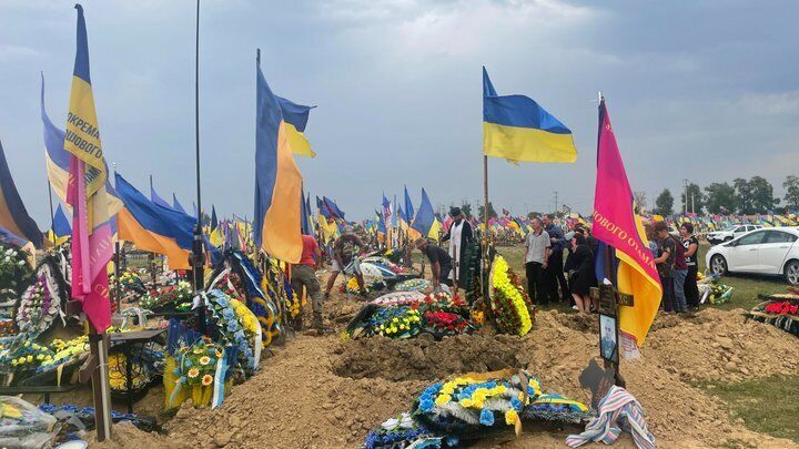 В последний путь воина провели в Харькове