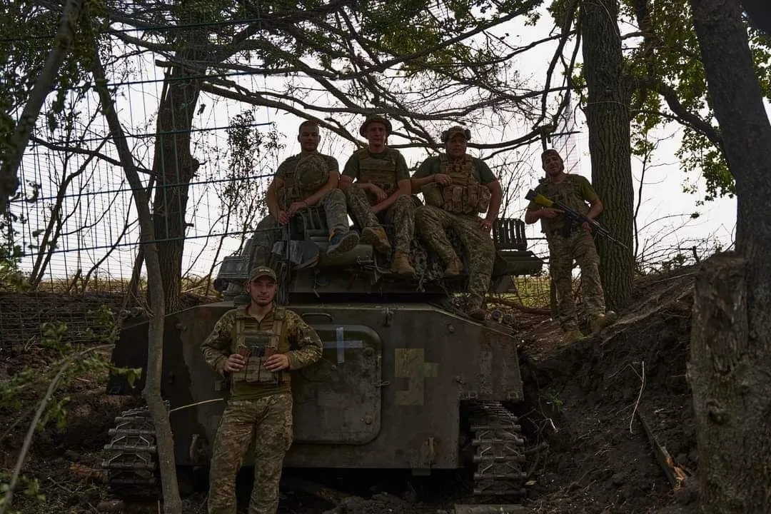   :  10-     .  dqxikeidqxidqrant